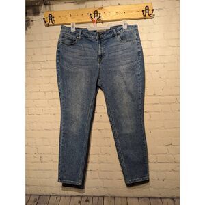 Lane Bryant Capri/ankle jeans size 18*
